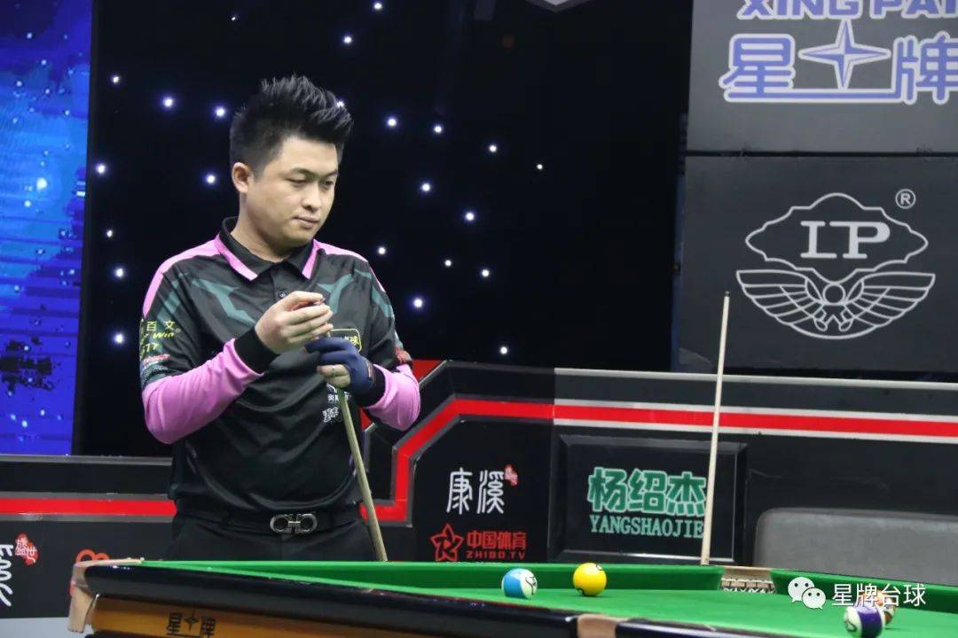 随着网球运 随着网球运