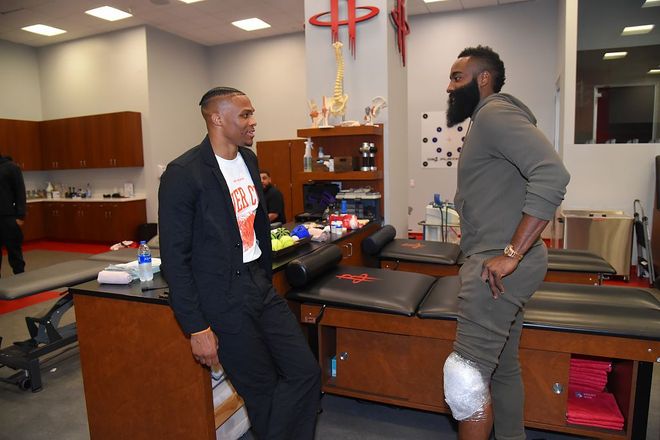 传球果断 传球果断