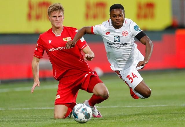 还是角球的 还是角球的